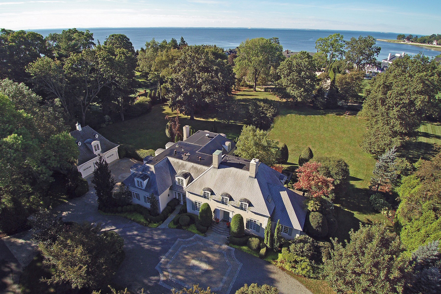 14487462_10111_gunston_road__aerial