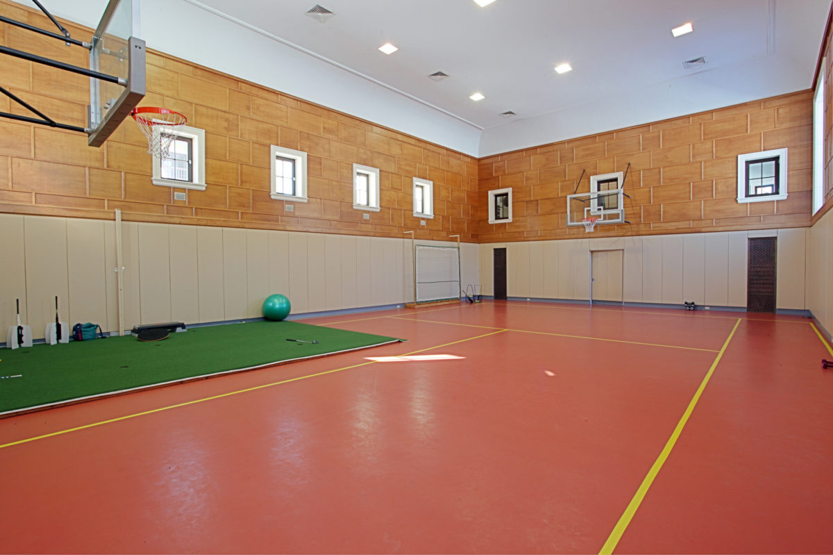 4396985_20_basketball_court_sm