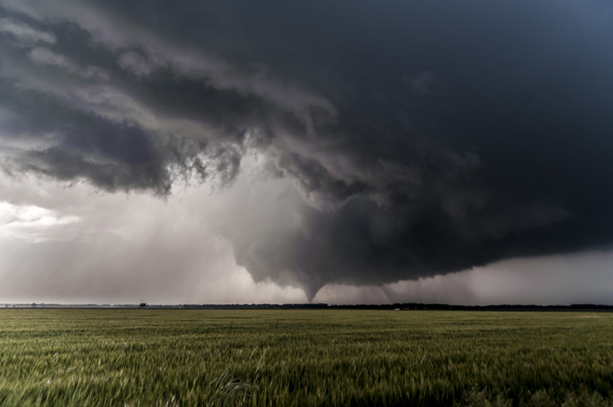 Supercell thunderstorm in USA's Tornado Alley